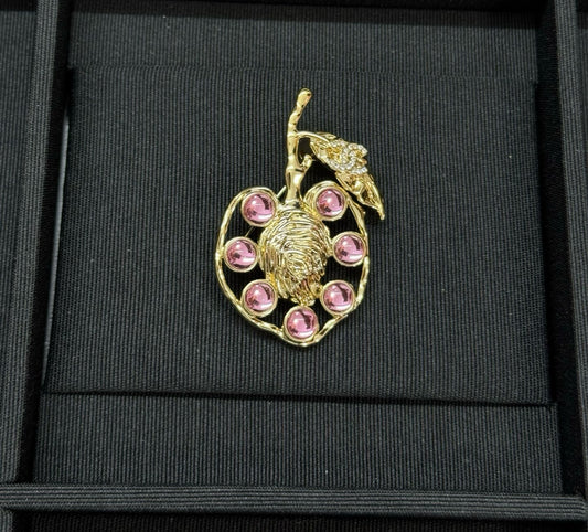 Brooches -9