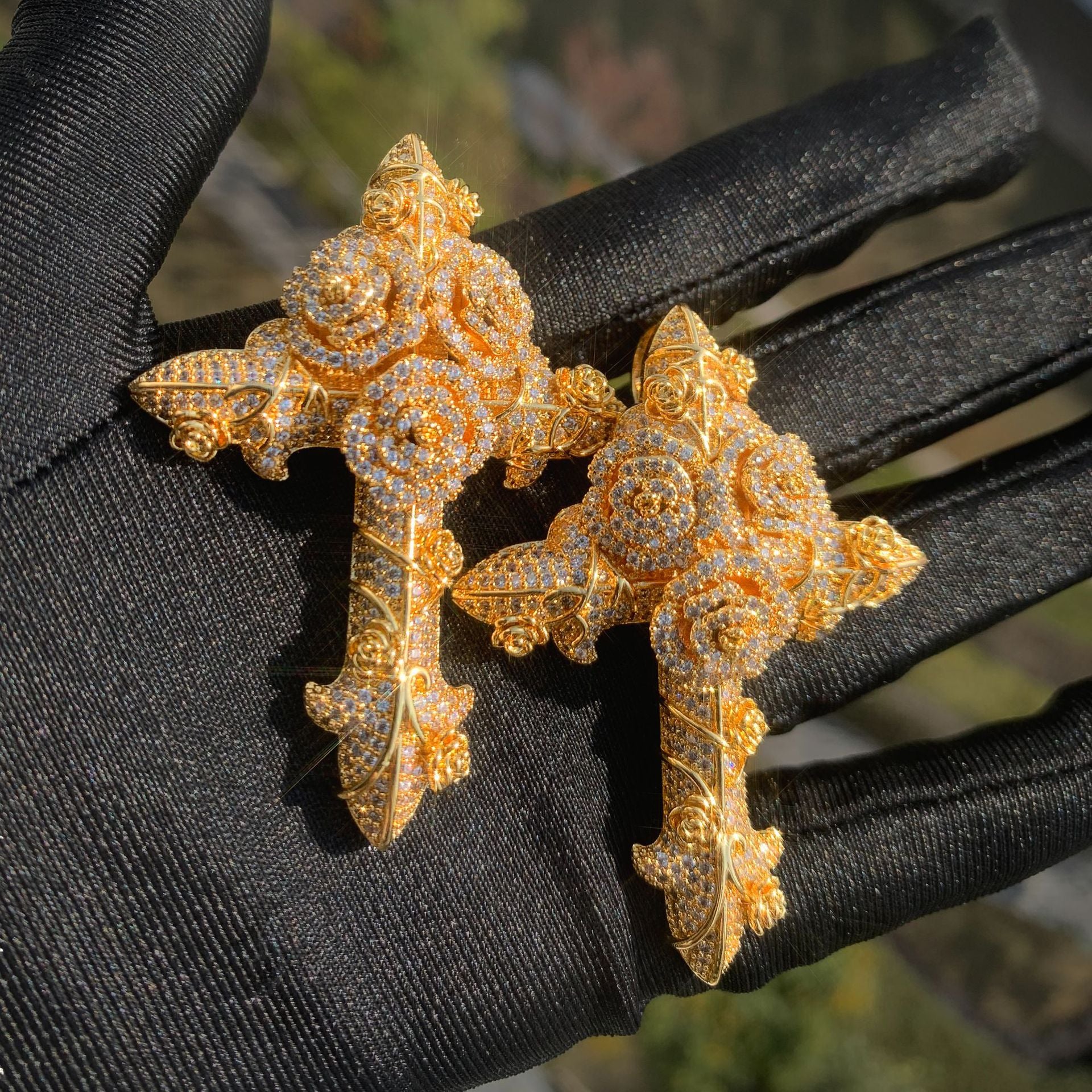 Hip-hop trendy brand ins wind rose cross zircon pendant twist chain necklace versatile couple accessories for men and women