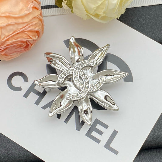Brooches -5