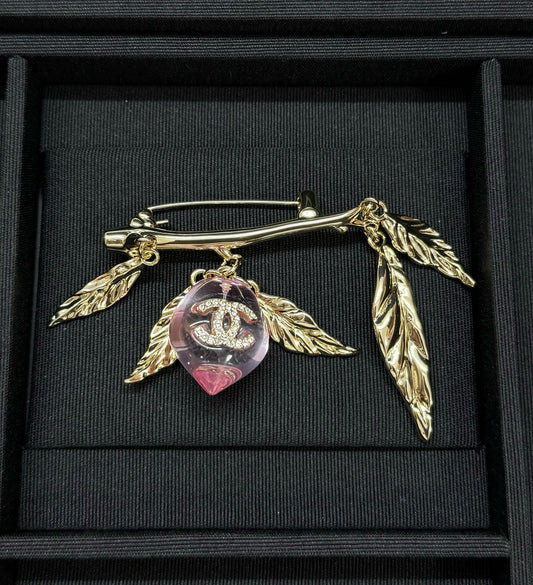 Brooches -8