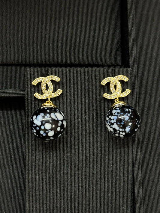 Double C earrings - 5