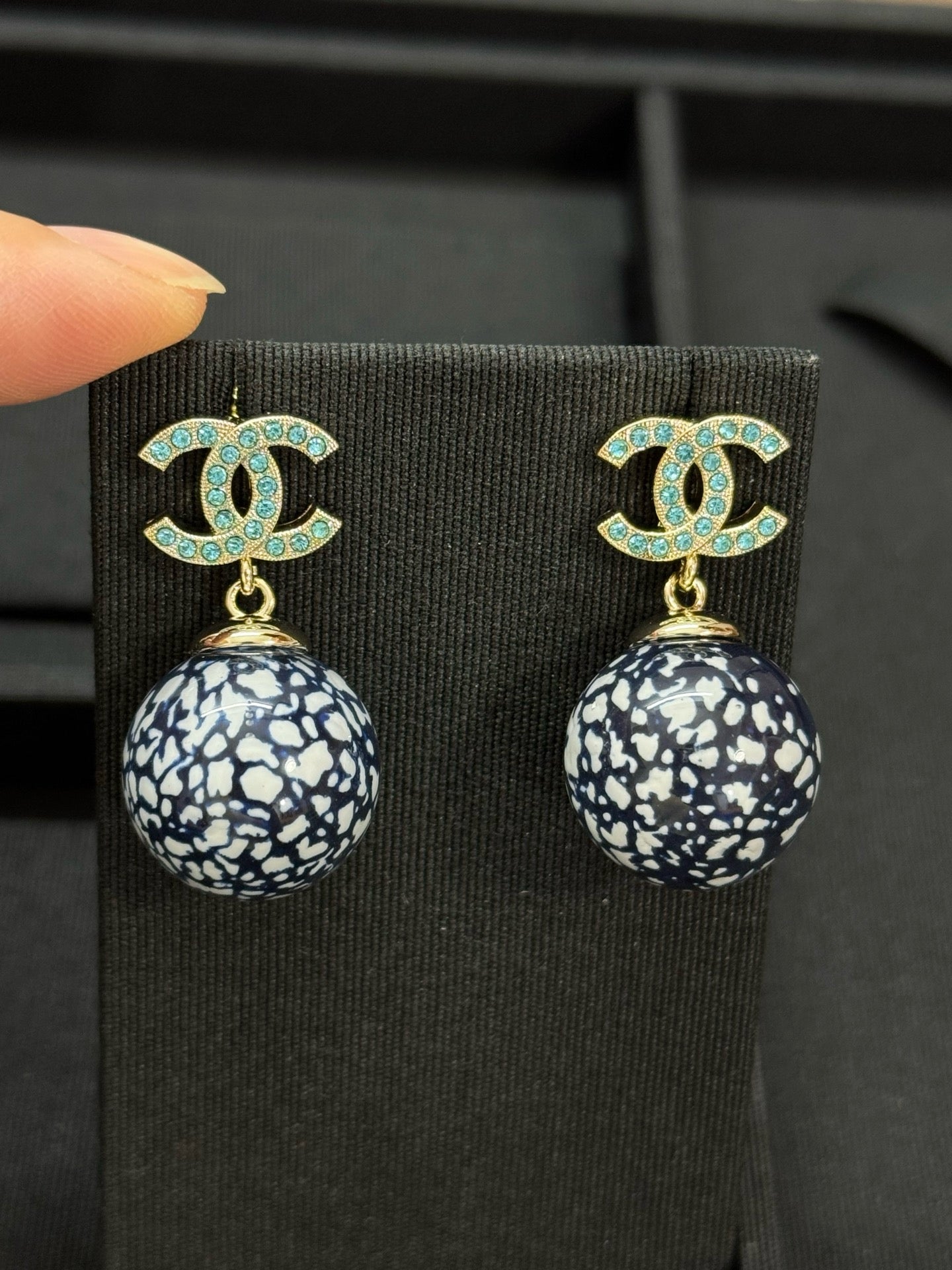 Double C earrings - 6