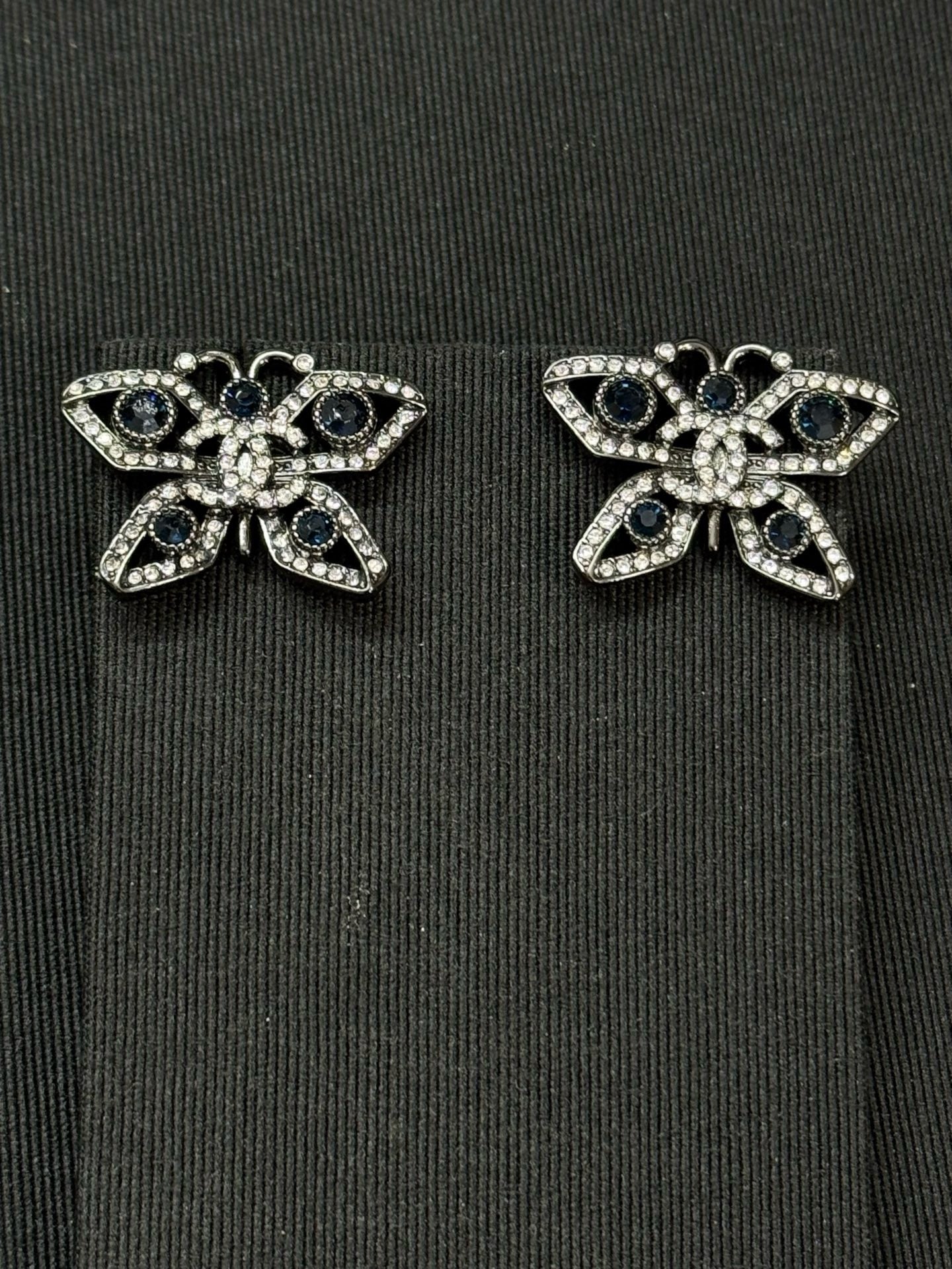 Ear Studs - 15