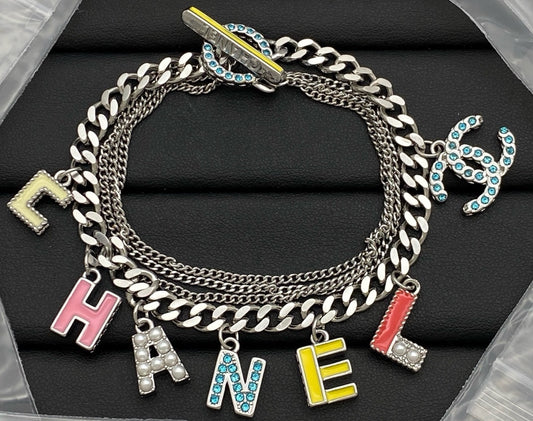 Bracelets -6