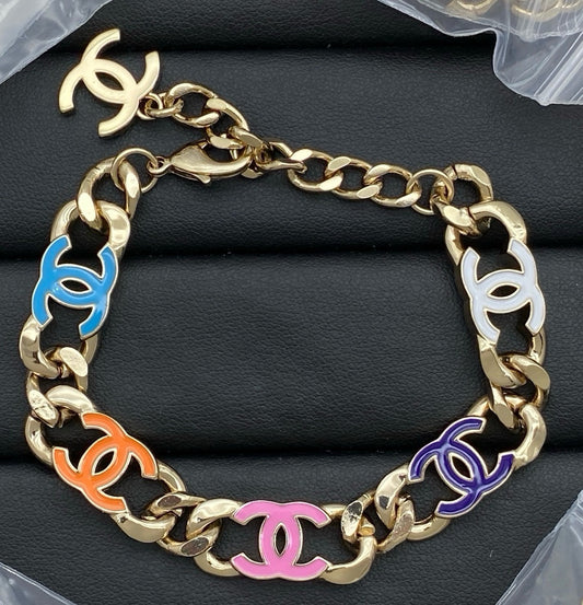 Bracelets -8