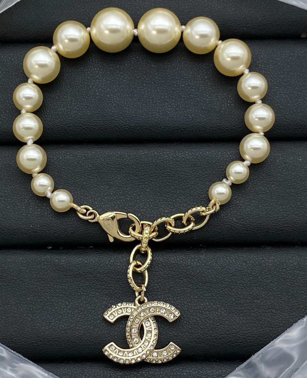 Bracelets -9