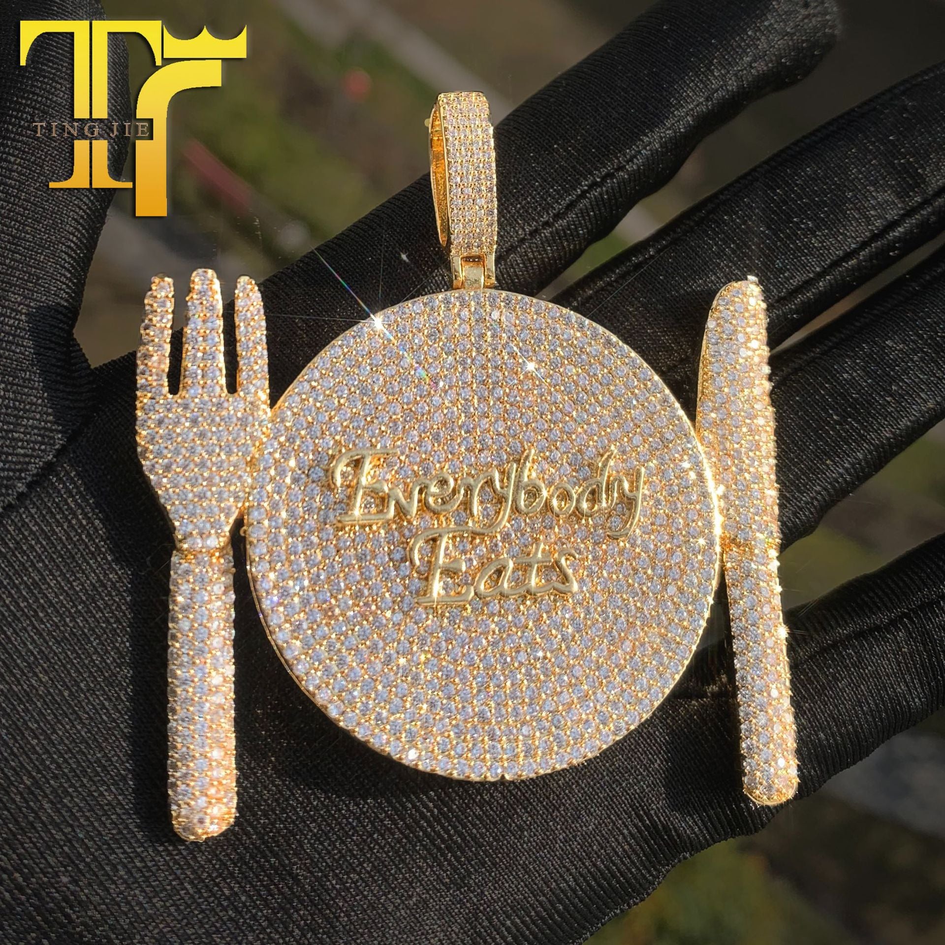Hip-hop new dinner plate tableware pendant copper inlaid zircon full diamond pendant simple personality necklace trendy jewelry accessories